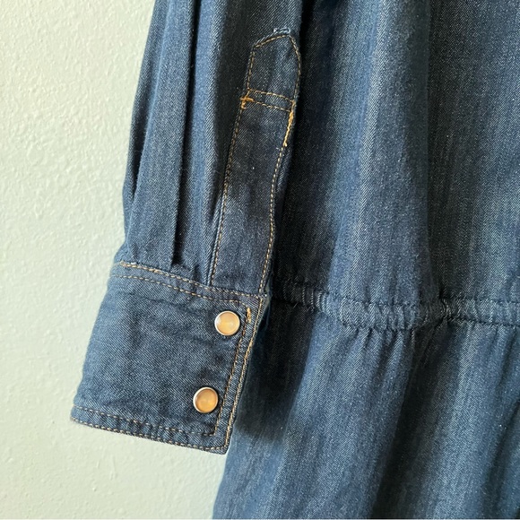 Karen Kane Blue Denim Tunic Button Down Top with Long Cuffed Sleeve for Women - Picture 5 of 6